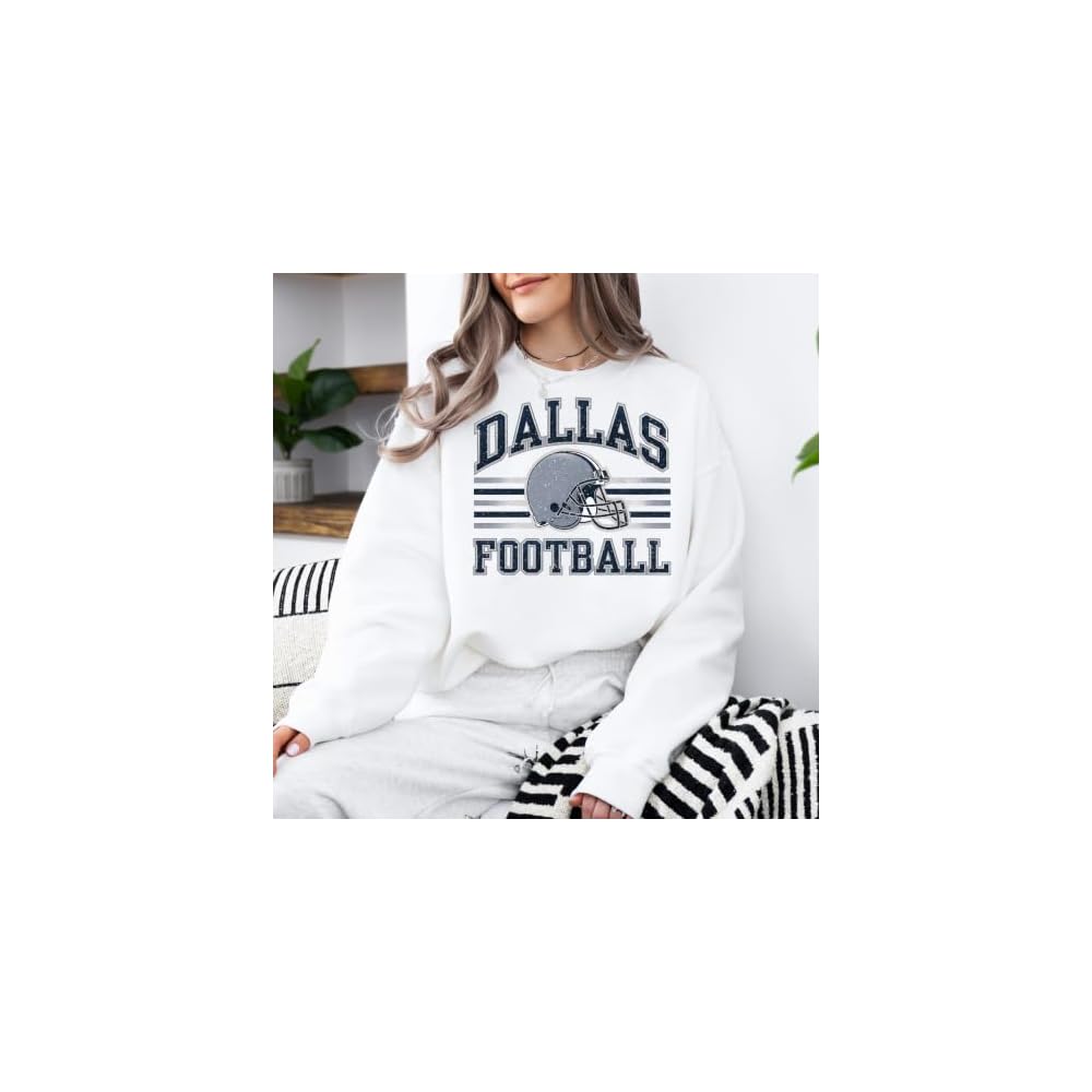Distressed Dallas Football Sweatshirt – Vintage Retro College Style Gridiron Graphic Pullover Top