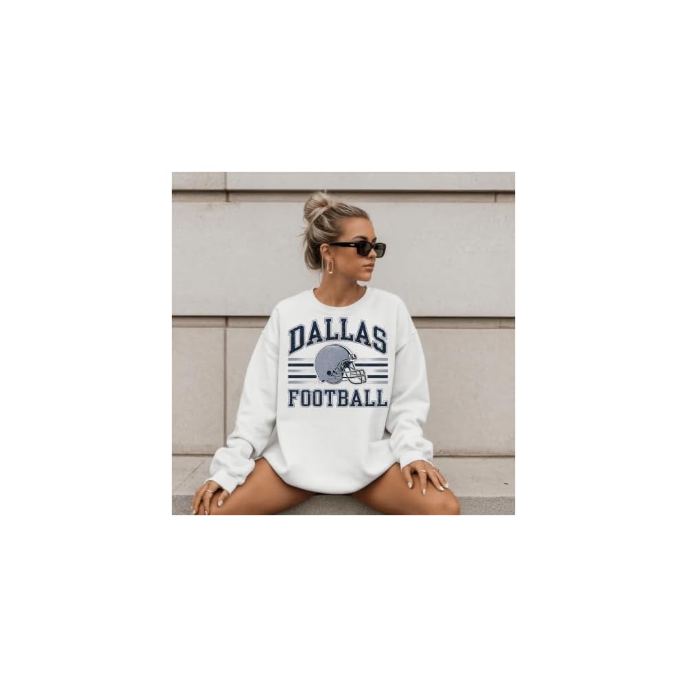 Distressed Dallas Football Sweatshirt – Vintage Retro College Style Gridiron Graphic Pullover Top